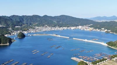 湾口防波堤（全景）